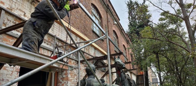 Proceso de restauración de la escultura del Bolívar Ecuestre
