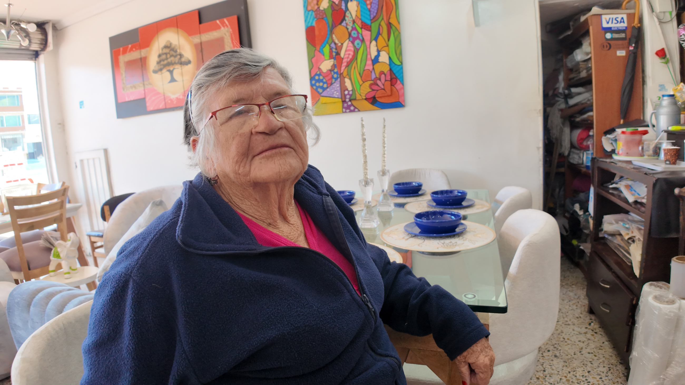 Doña Domitila, dueña de la mueblería Assis