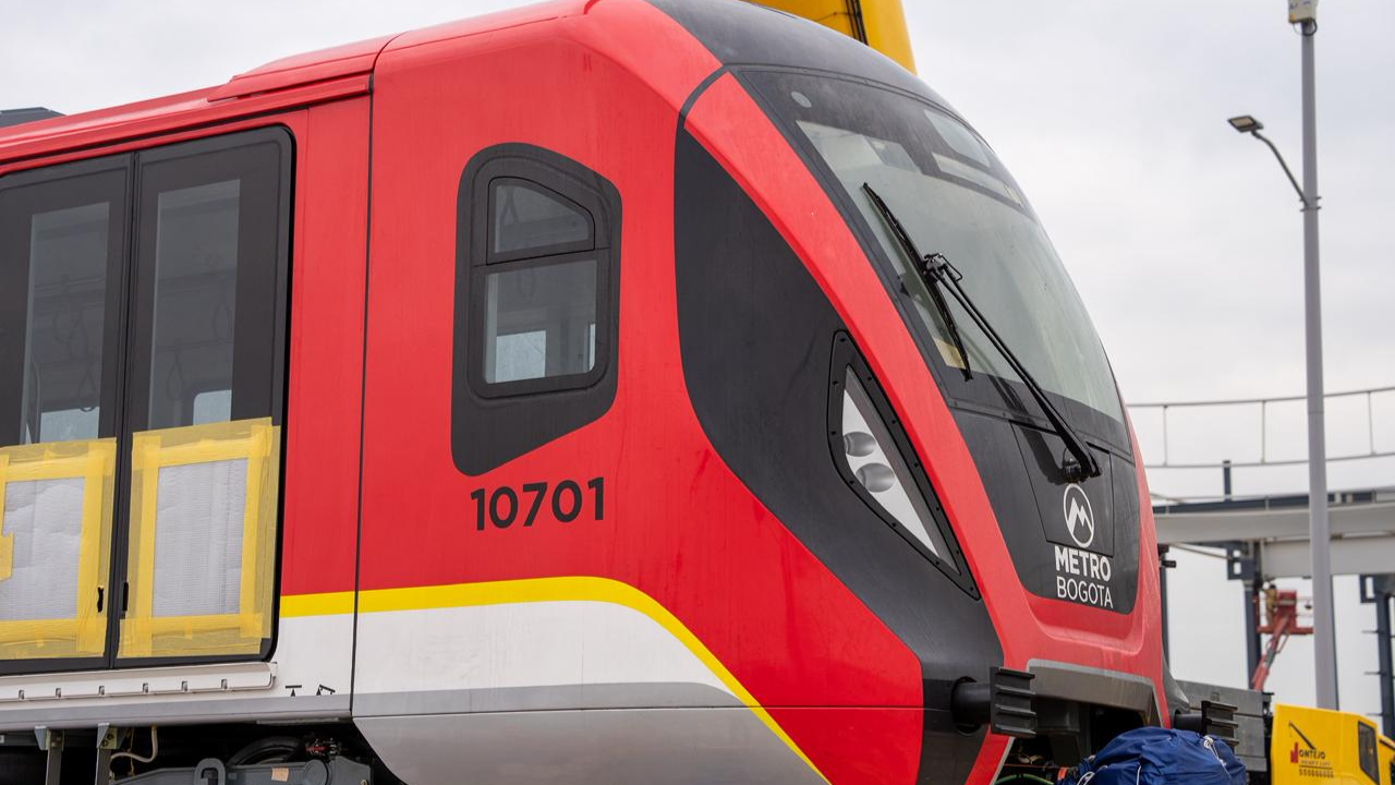Sexto tren de la Línea 1 del Metro de Bogotá
